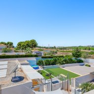 Resale - Villa -
Los Montesinos - La Herrada