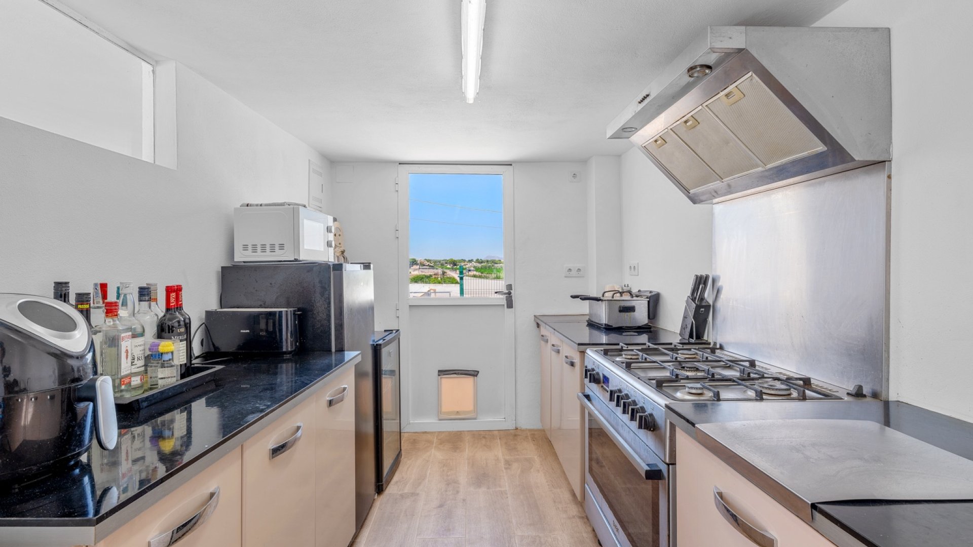 Resale - Villa -
Los Montesinos - La Herrada