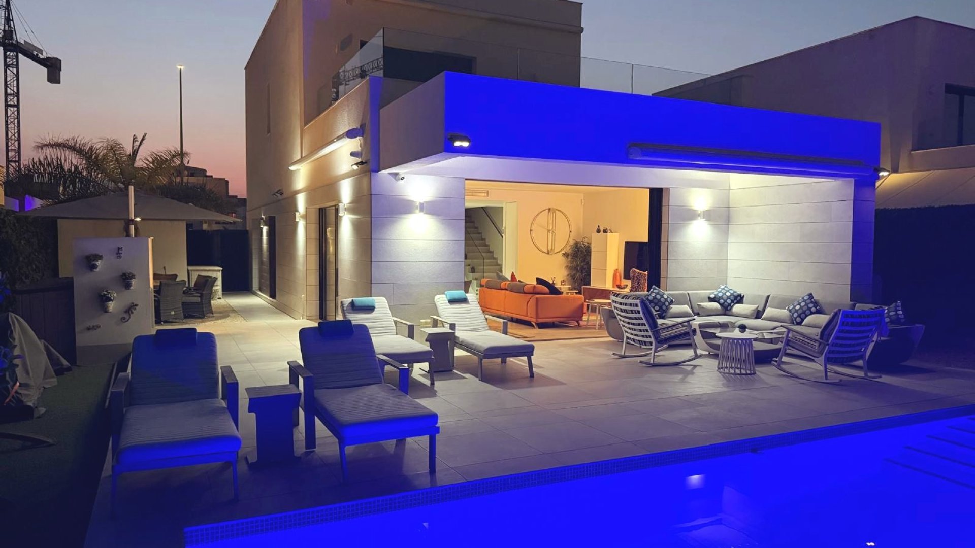 Resale - Villa -
Los Montesinos - La Herrada