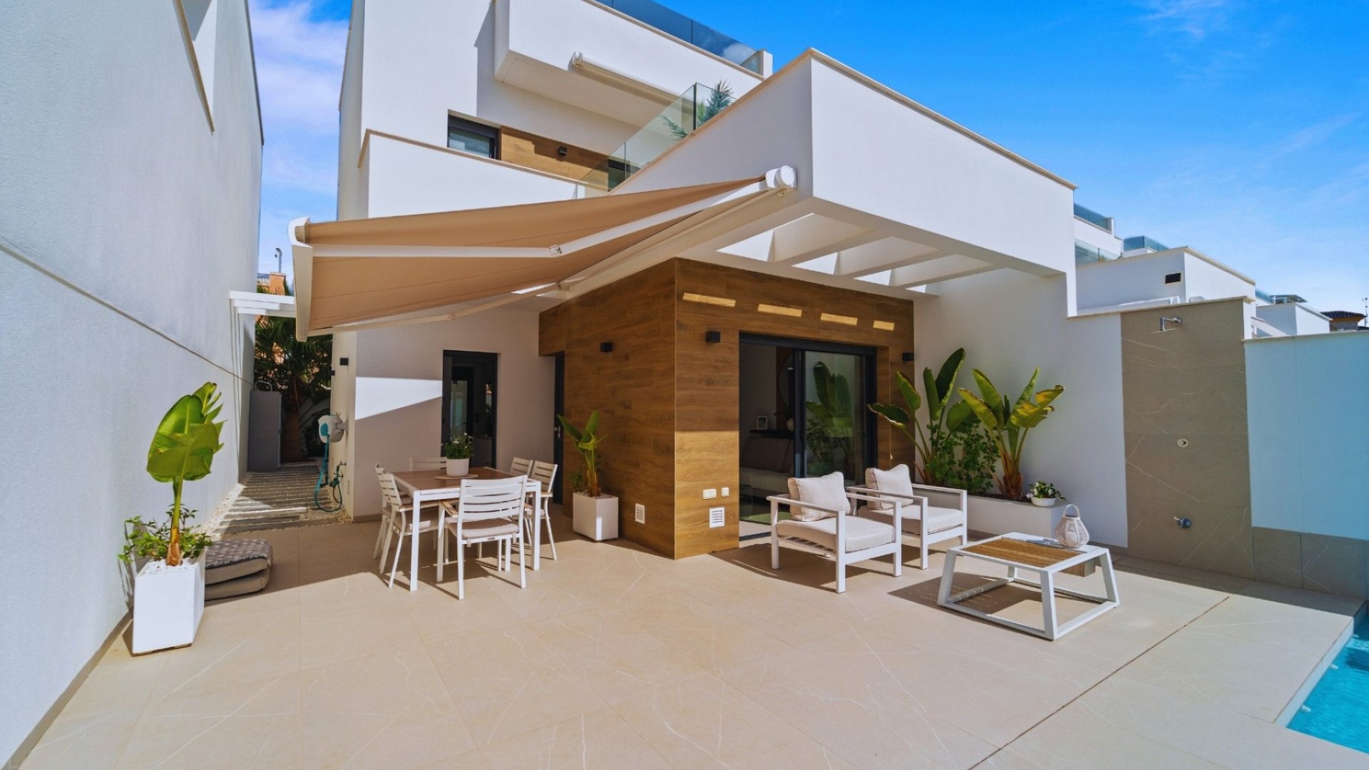 Resale - Villa -
Los Montesinos - La Herrada