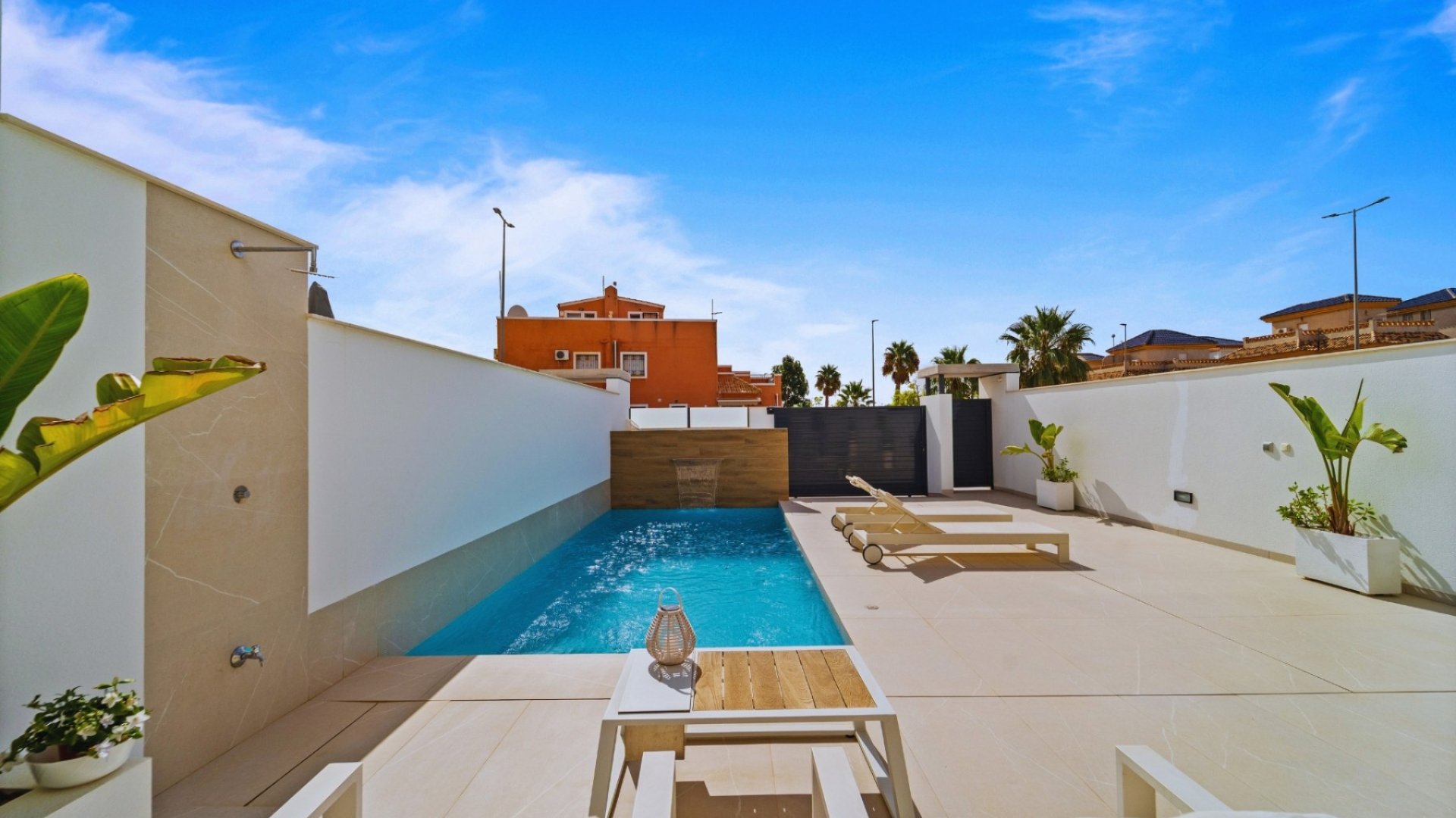Resale - Villa -
Los Montesinos - La Herrada