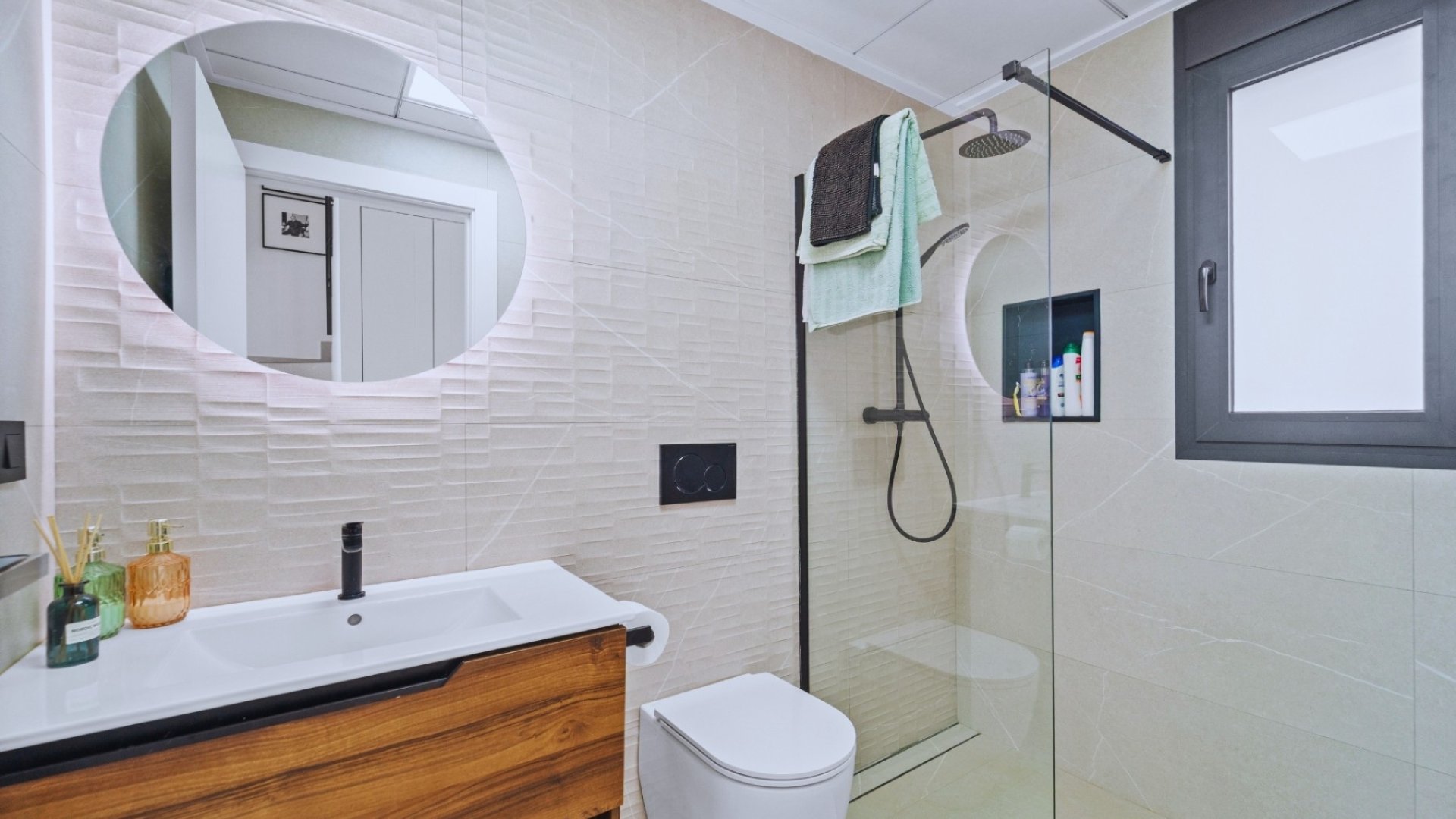 Resale - Villa -
Los Montesinos - La Herrada