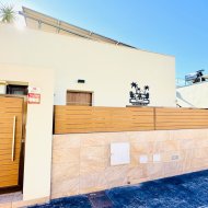 Resale - Villa -
Los Montesinos - La Herrada