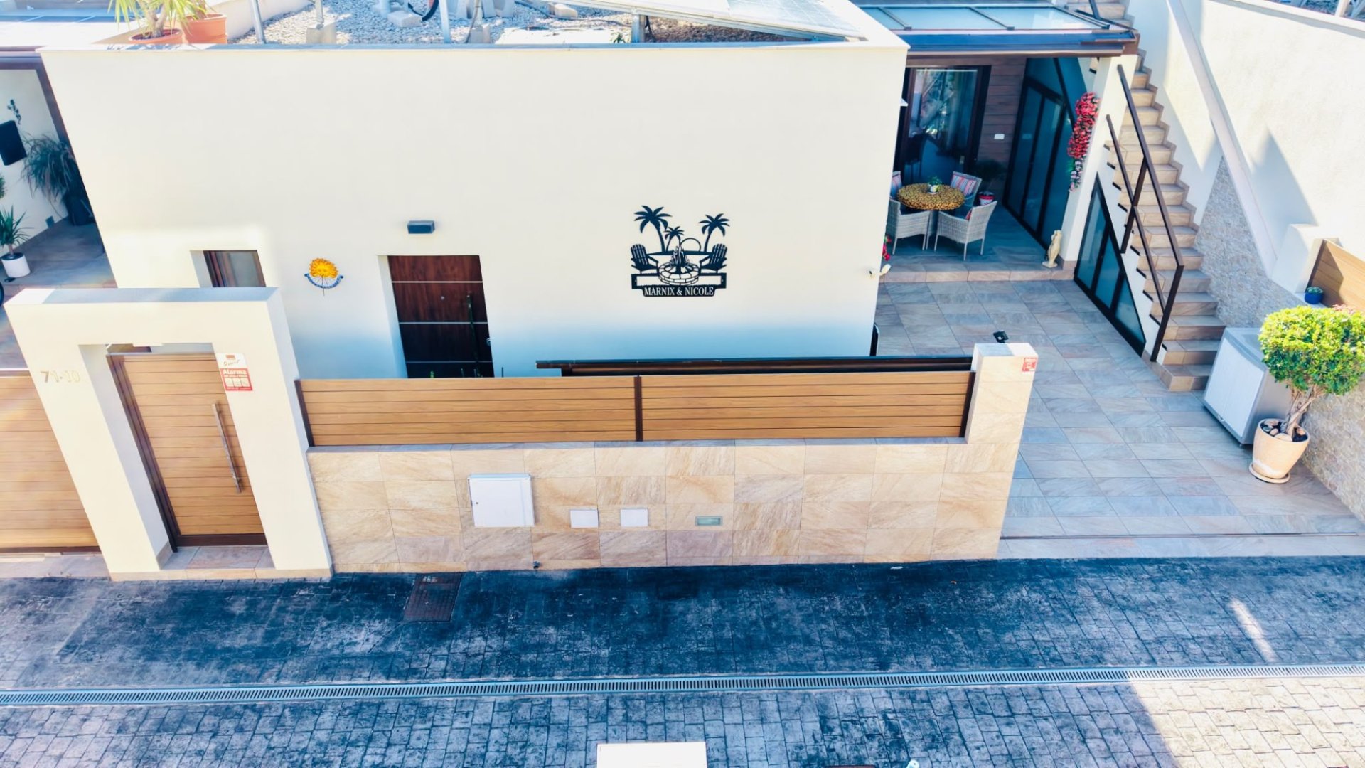 Resale - Villa -
Los Montesinos - La Herrada