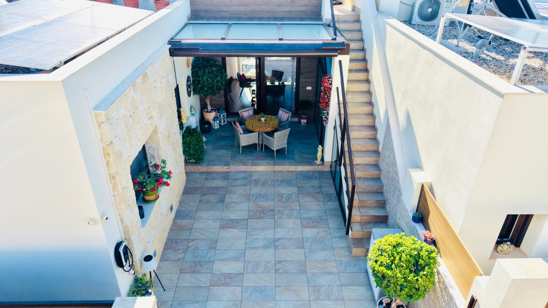 Resale - Villa -
Los Montesinos - La Herrada