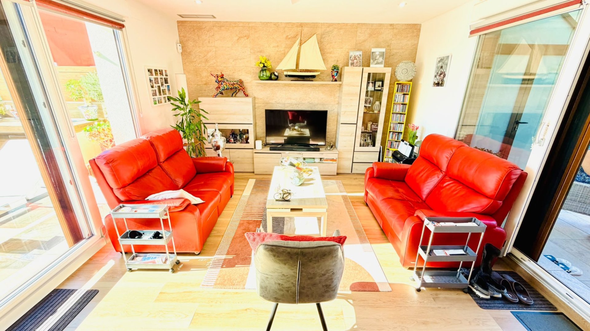 Resale - Villa -
Los Montesinos - La Herrada