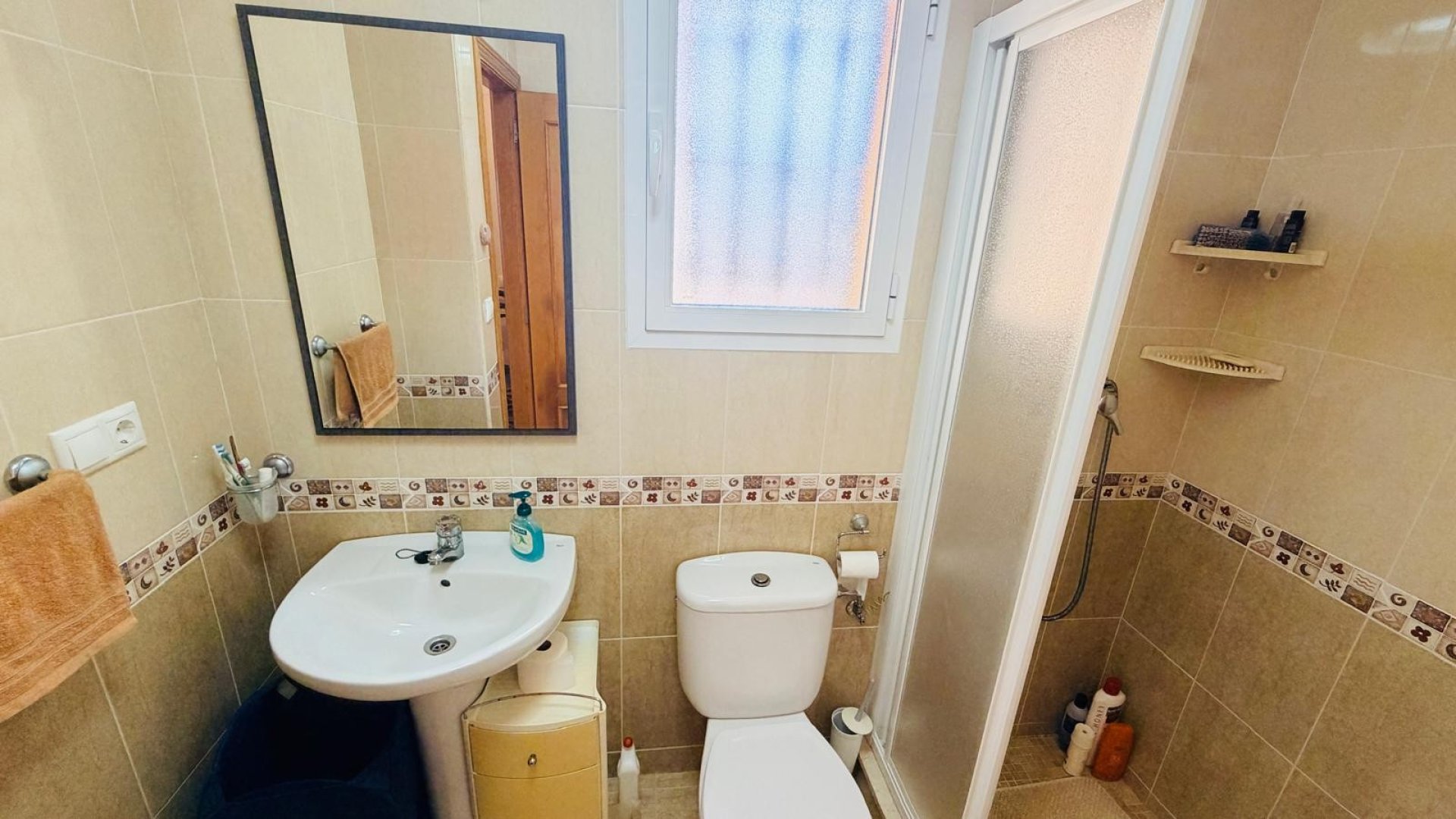 Resale - Villa -
Los Montesinos - La Herrada