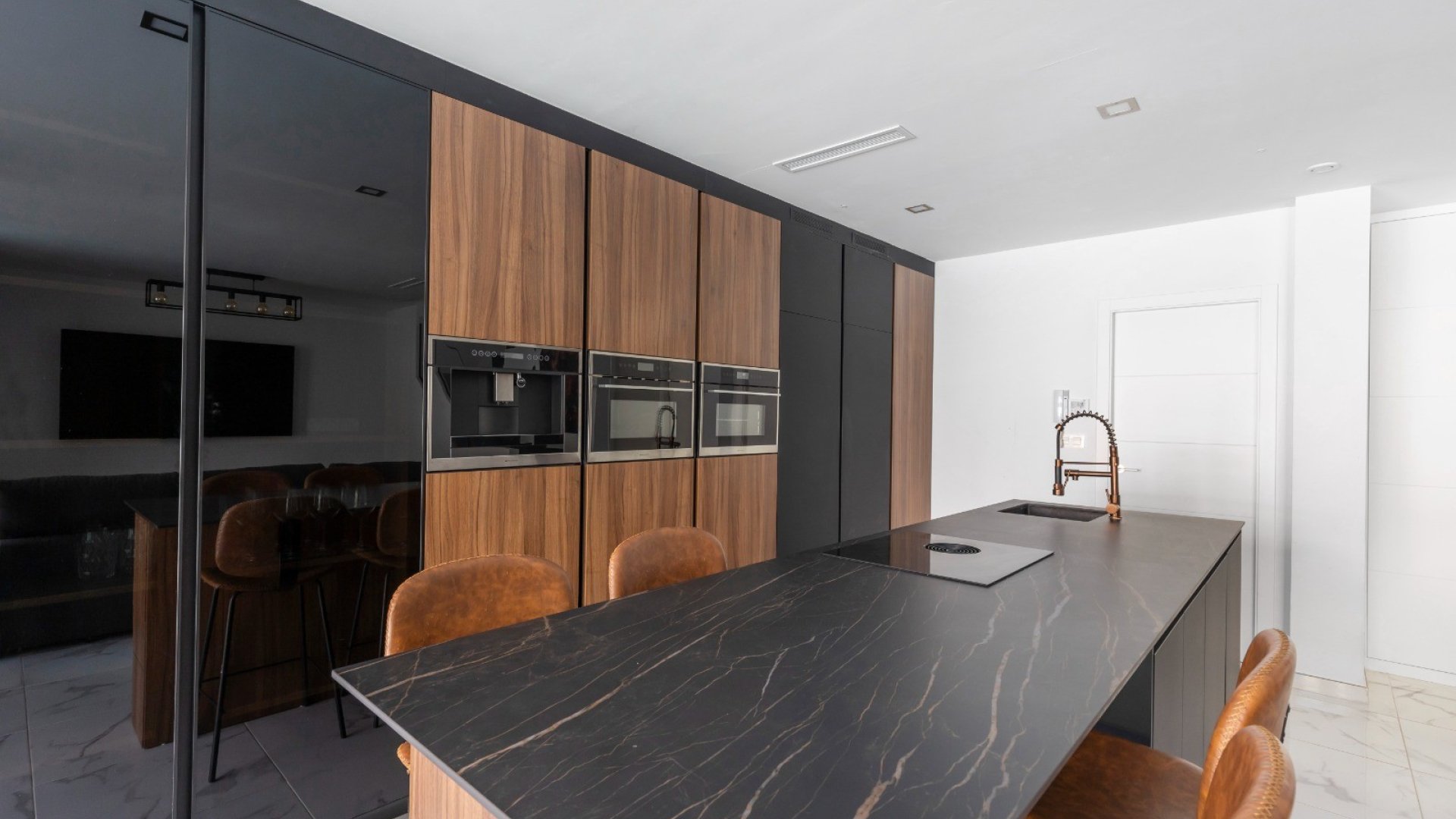 Resale - Villa -
Los Montesinos - La Herrada