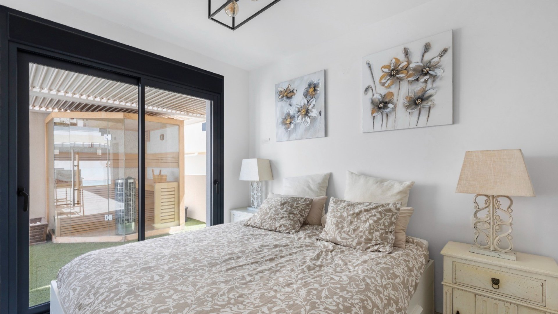 Resale - Villa -
Los Montesinos - La Herrada