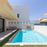 Resale - Villa -
Los Montesinos - La Herrada