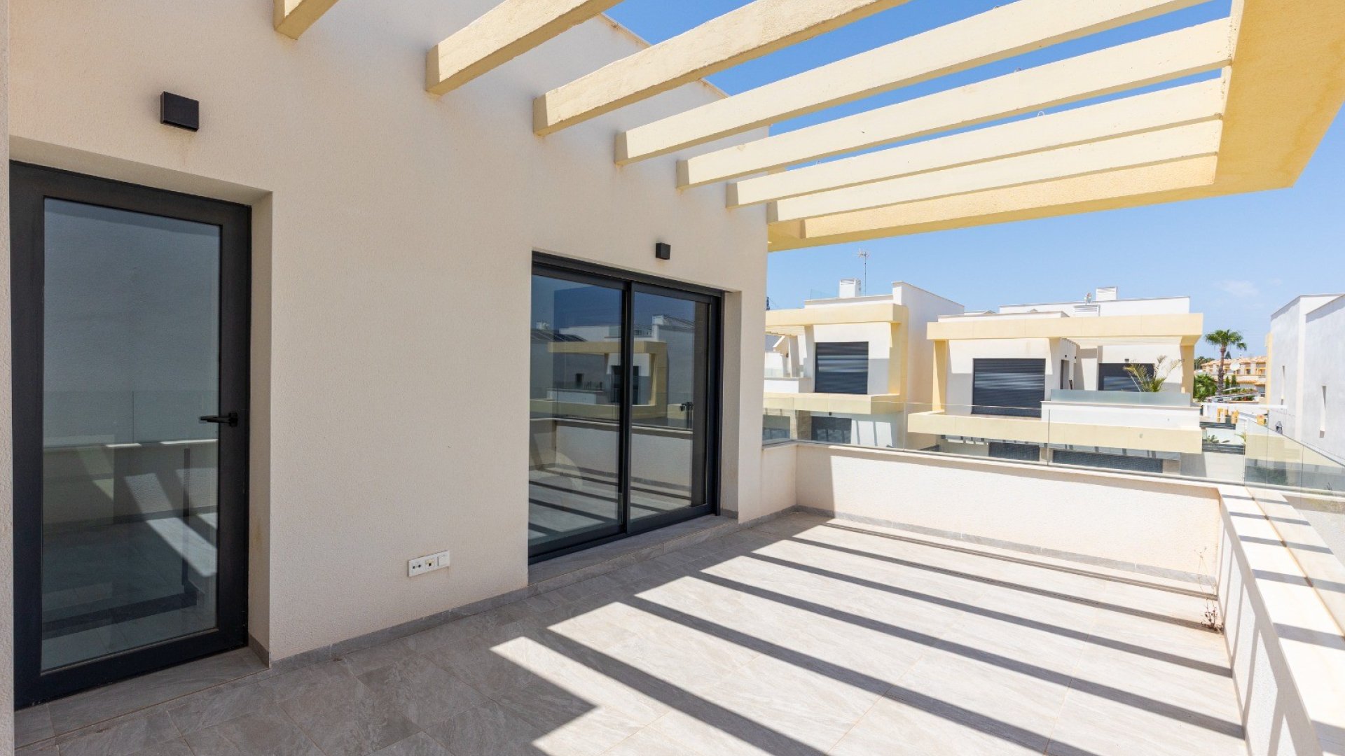 Resale - Villa -
Los Montesinos - La Herrada