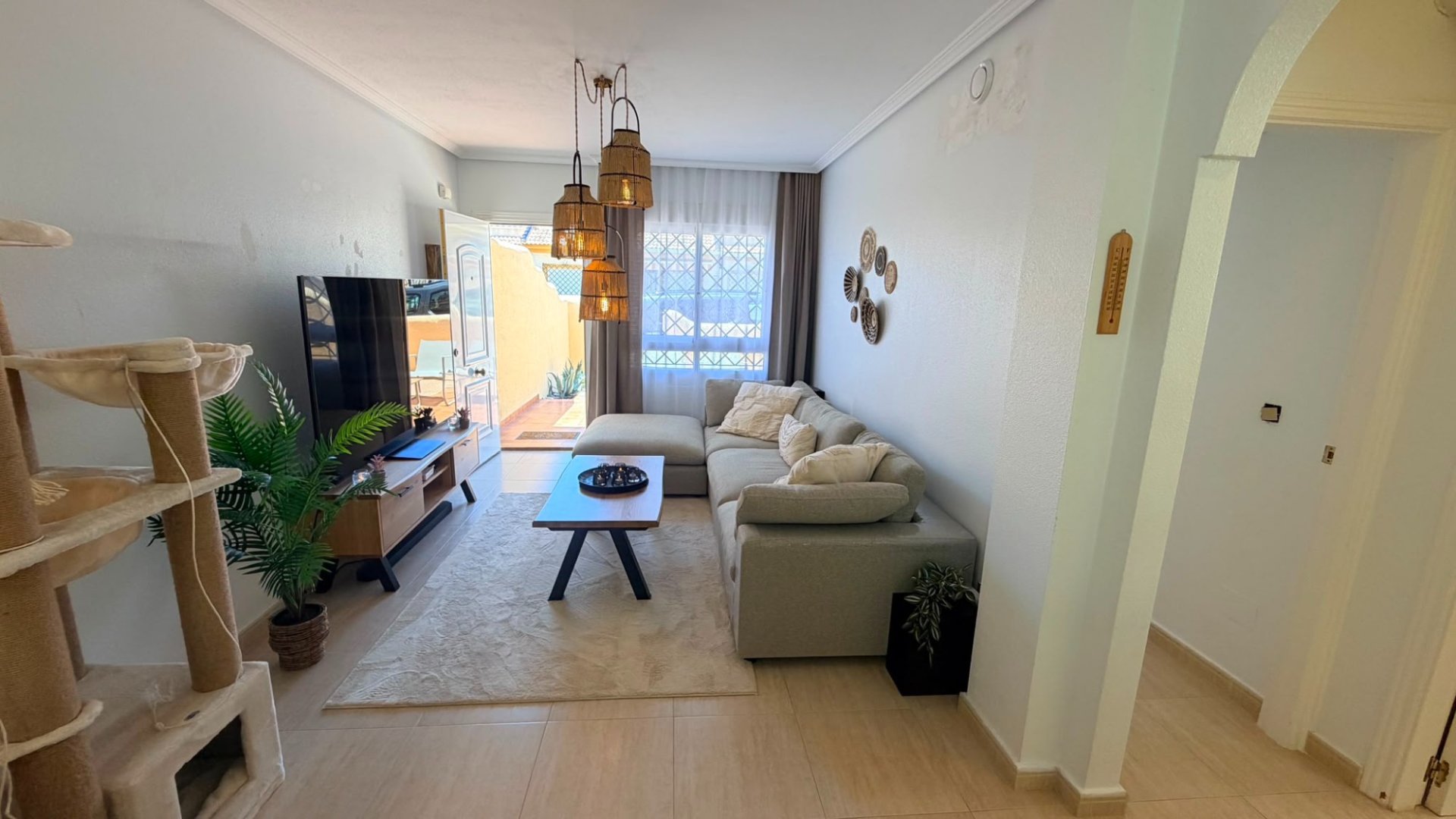 Resale - Villa -
Los Montesinos - Urbanizacion montesol