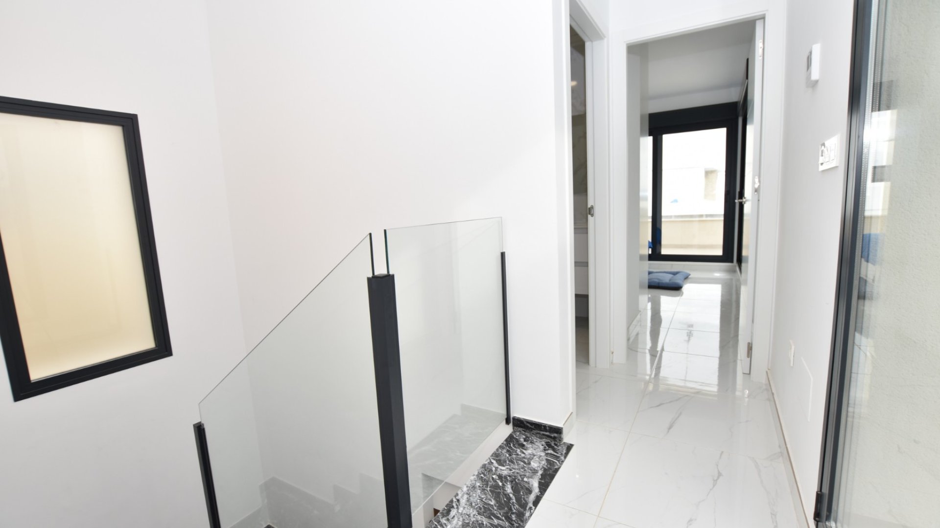 Resale - Villa -
Los Montesinos