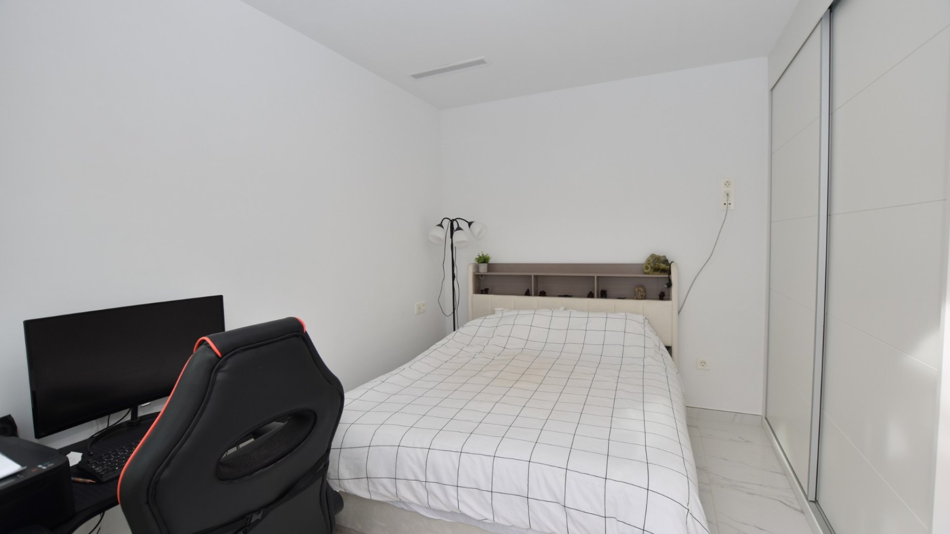 Resale - Villa -
Los Montesinos