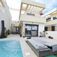 Resale - Villa -
Los Montesinos