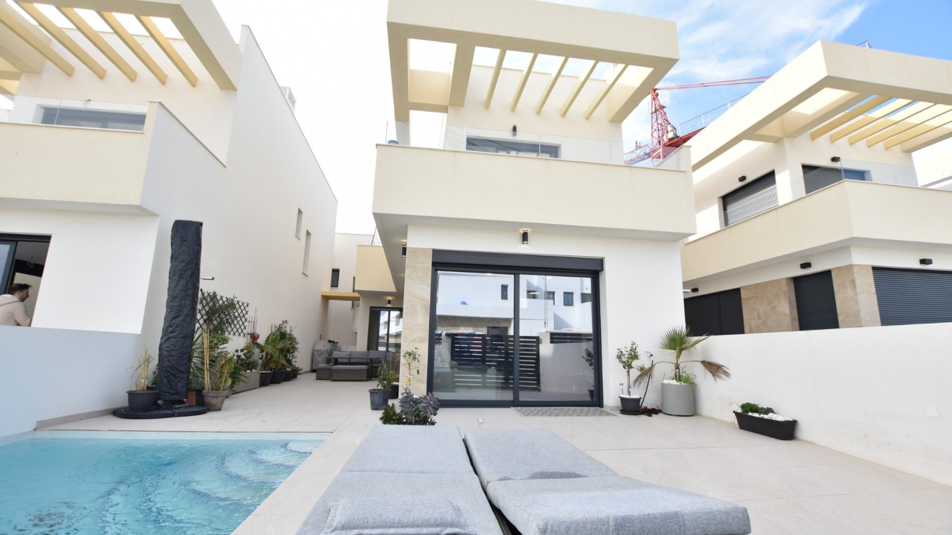 Resale - Villa -
Los Montesinos