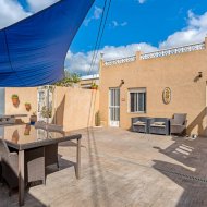 Resale - Villa -
Los Montesinos