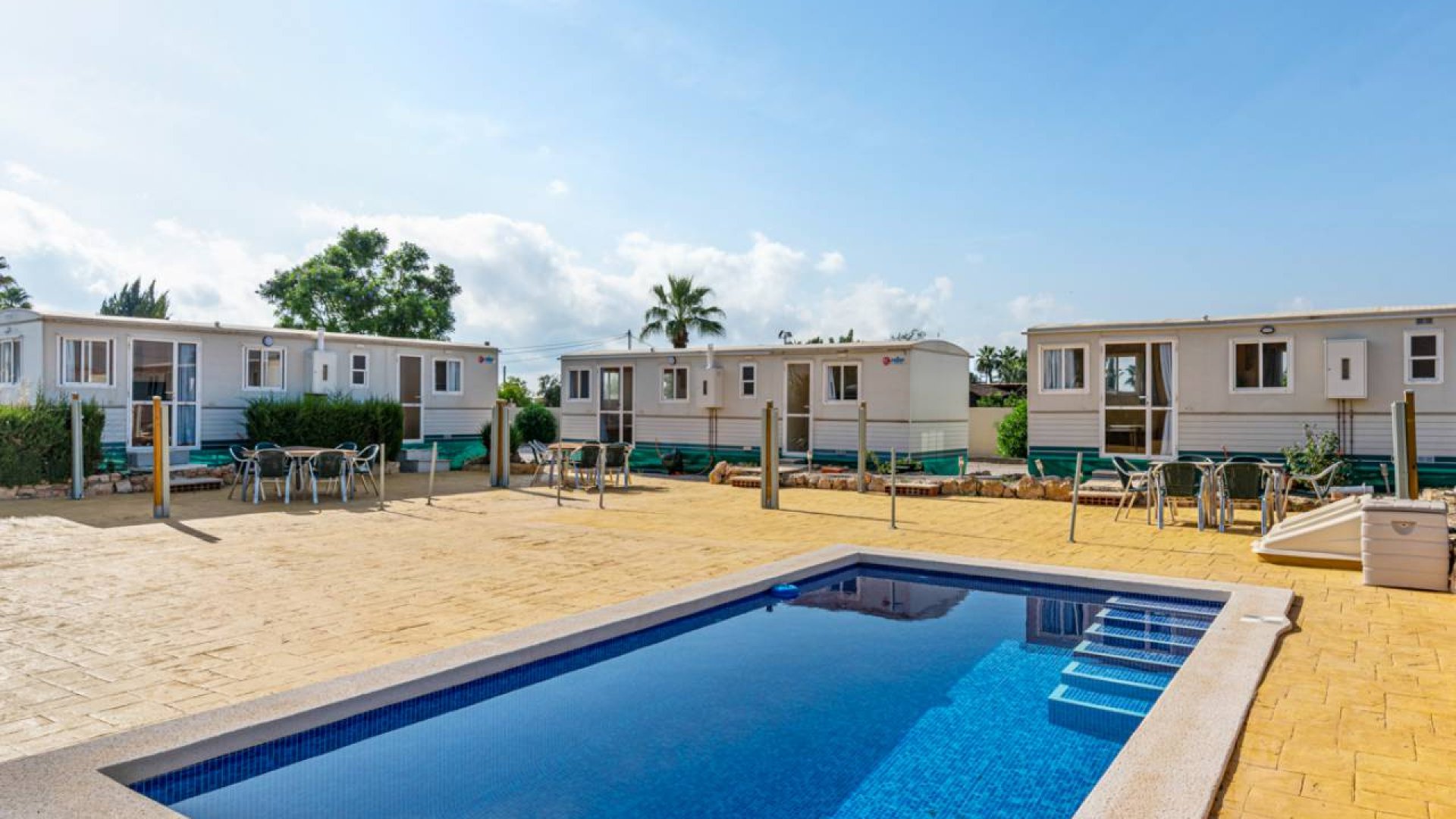 Resale - Villa -
Los Montesinos