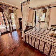 Resale - Villa -
Los Montesinos