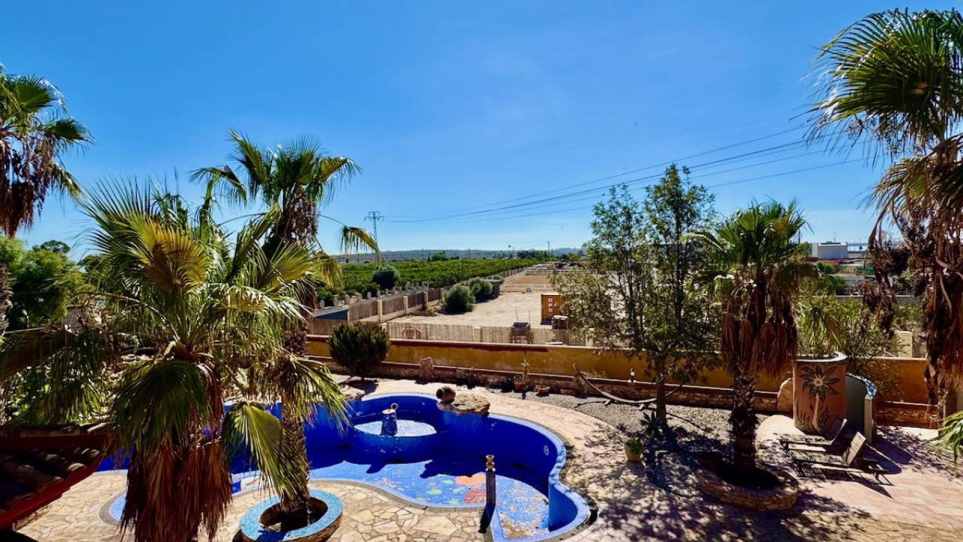 Resale - Villa -
Los Montesinos