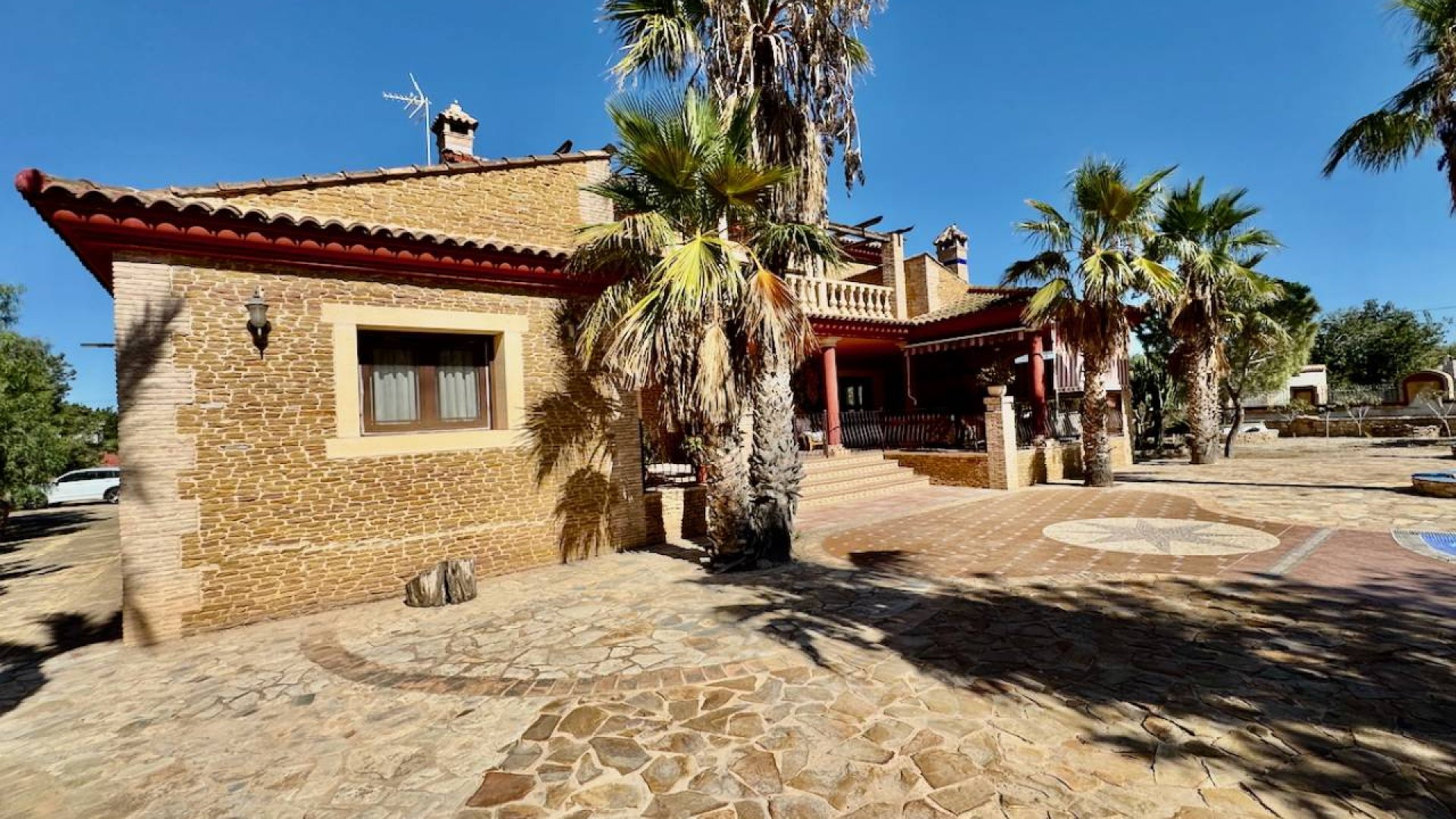 Resale - Villa -
Los Montesinos