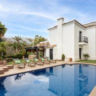Resale - Villa -
Malaga - Benahavís