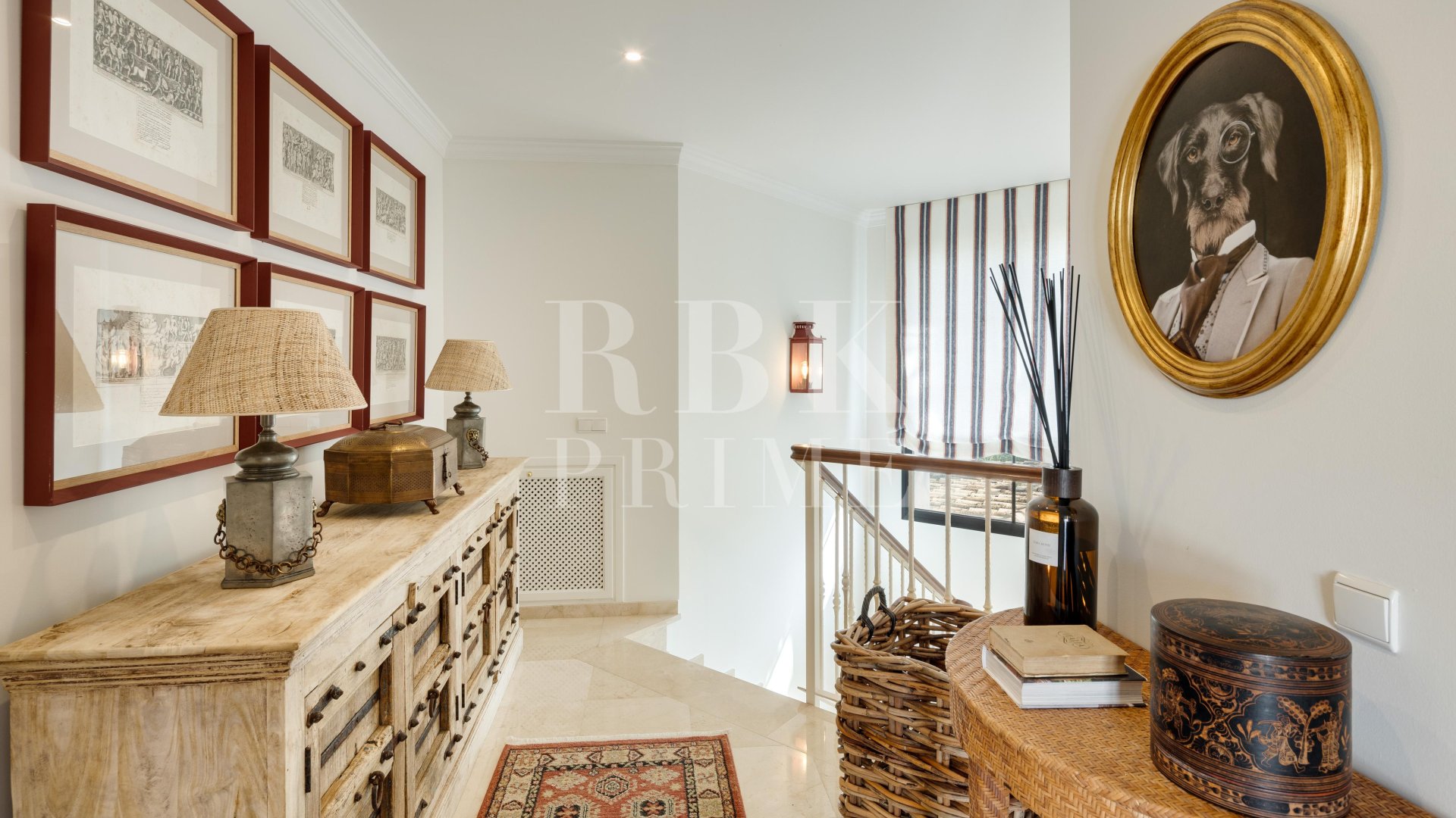 Resale - Villa -
Malaga - Benahavís