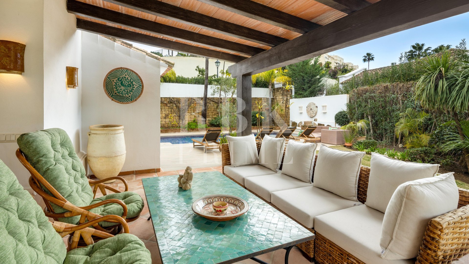 Resale - Villa -
Malaga - Benahavís