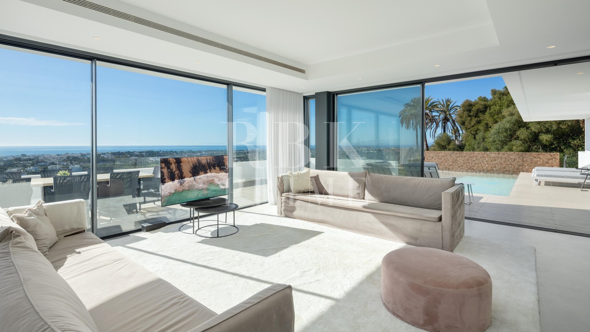 Resale - Villa -
Malaga - Benahavís