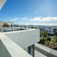 Resale - Villa -
Malaga - Benahavís