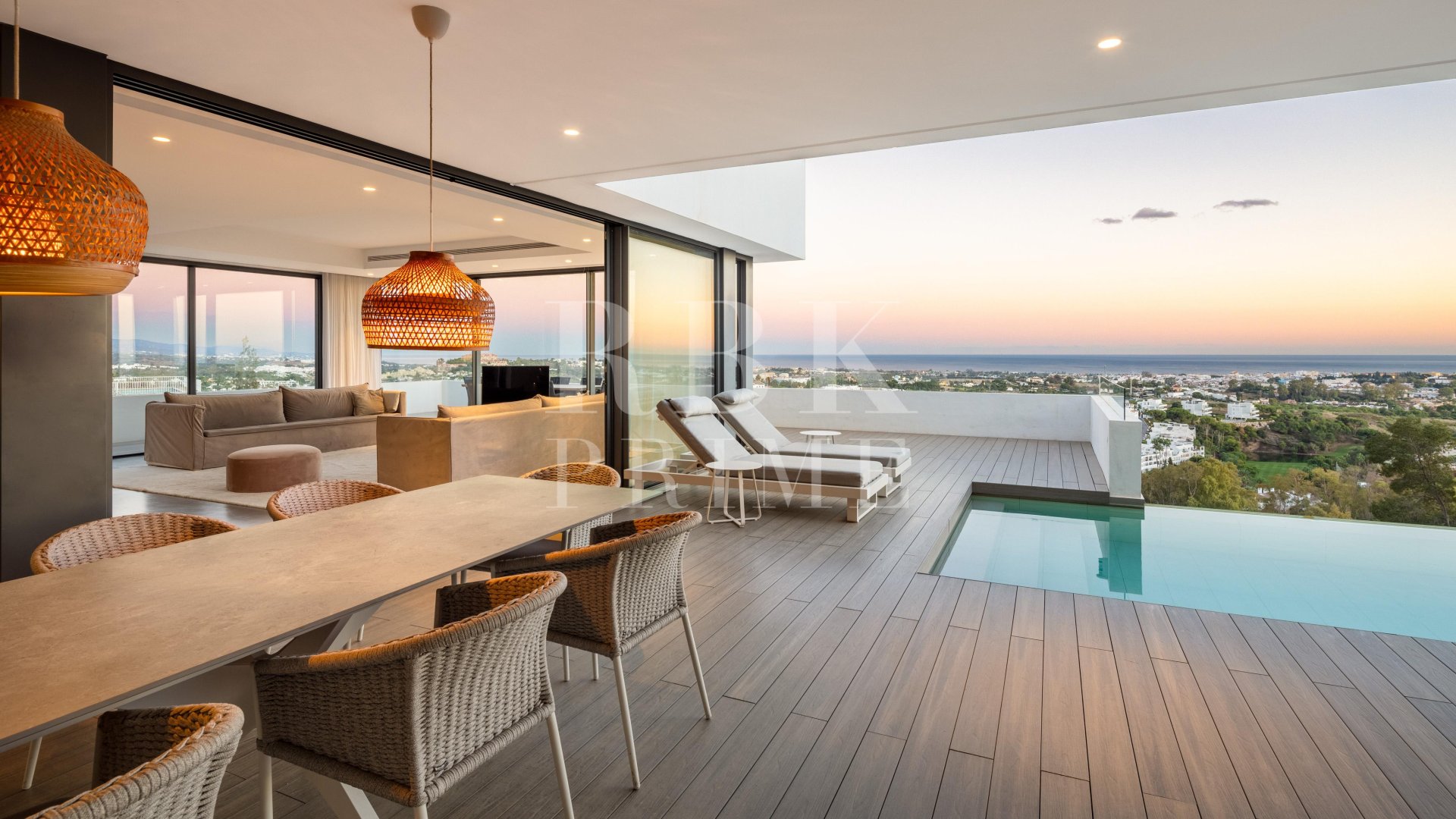 Resale - Villa -
Malaga - Benahavís