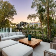 Resale - Villa -
Malaga - Benahavís