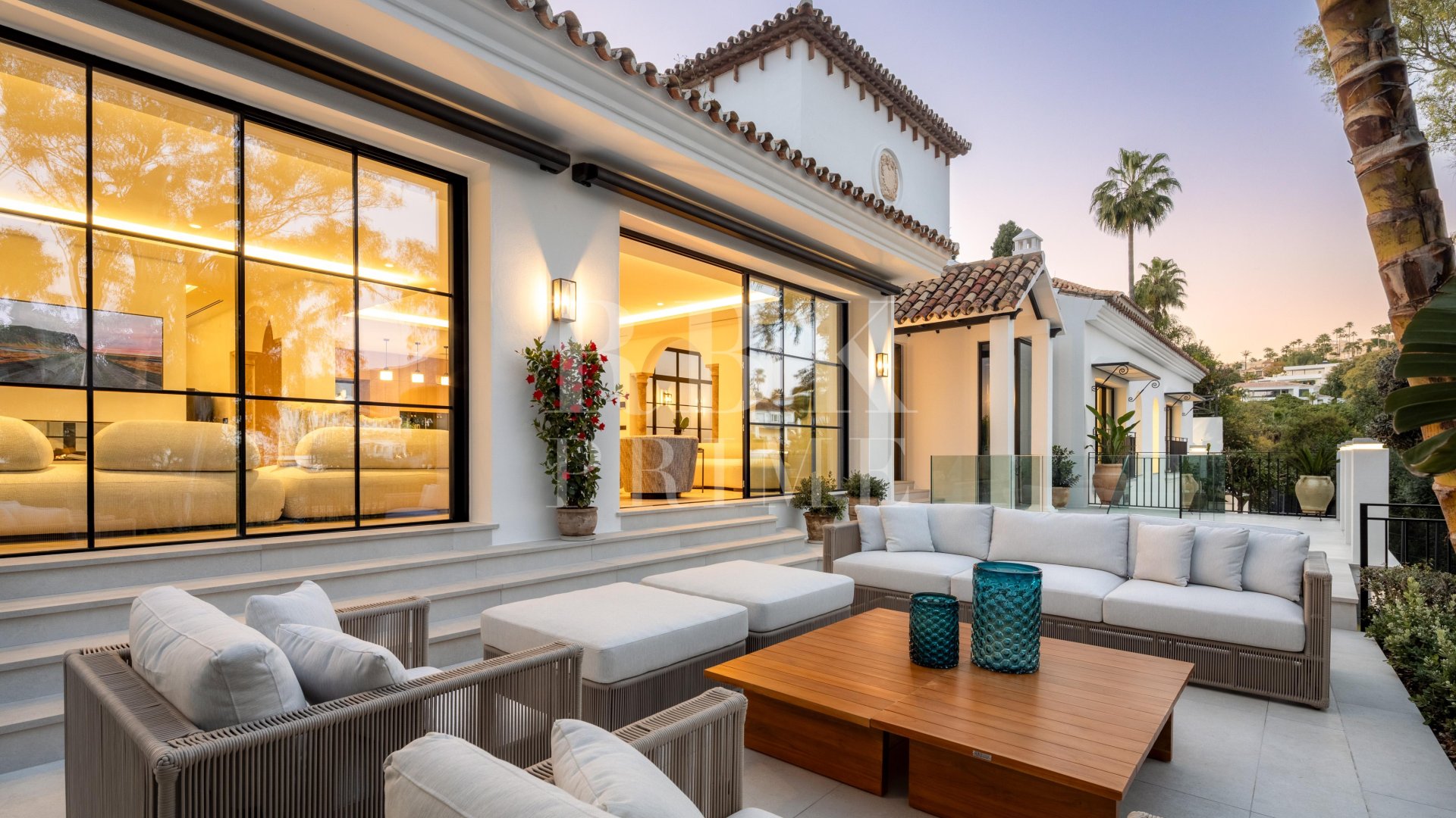 Resale - Villa -
Malaga - Benahavís