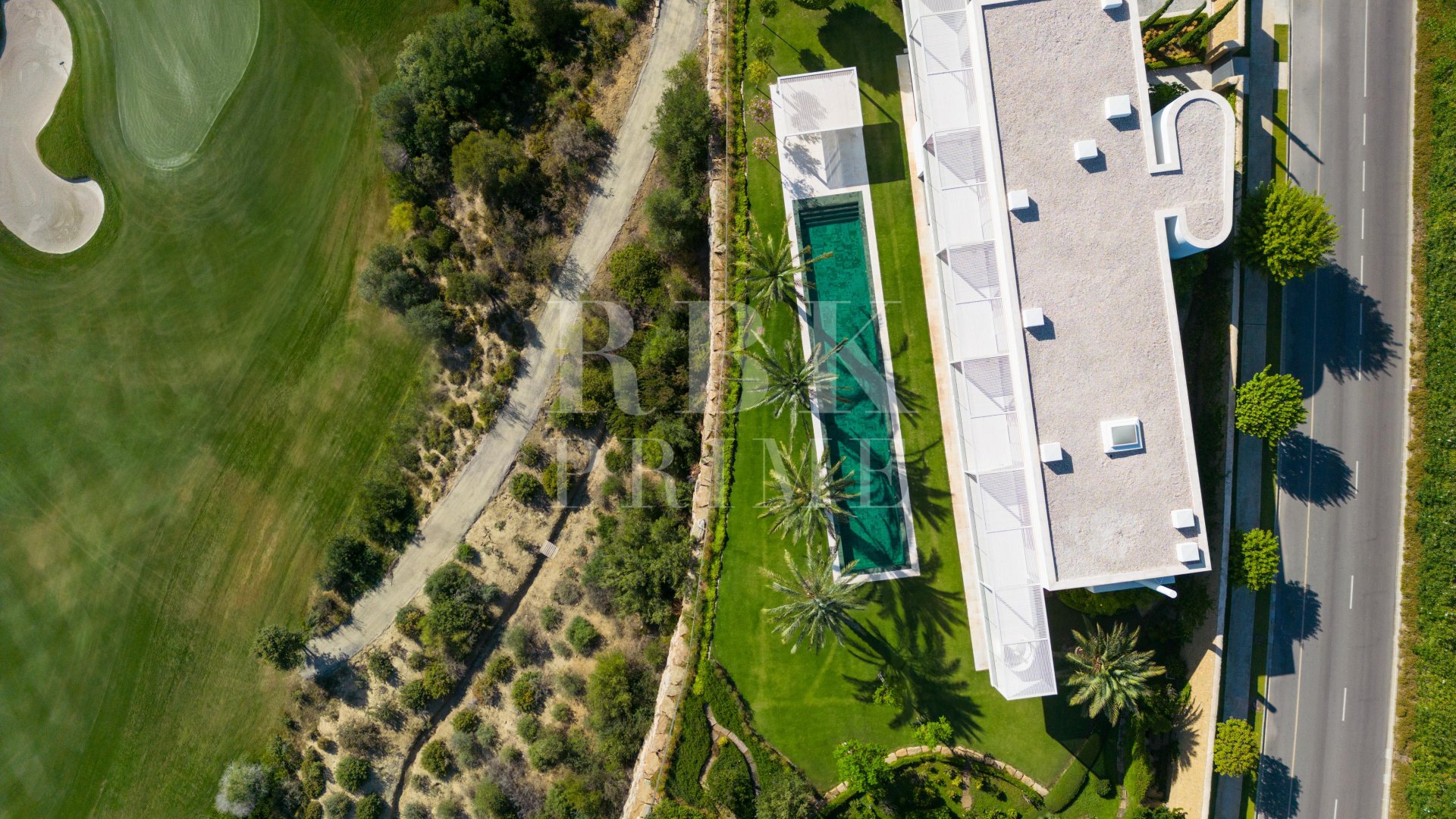 Resale - Villa -
Malaga - Casares