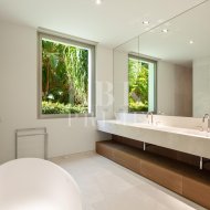 Resale - Villa -
Malaga - Casares