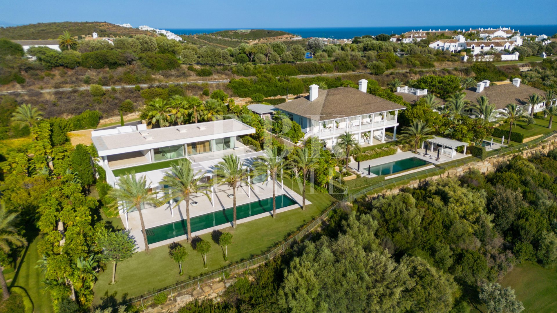 Resale - Villa -
Malaga - Casares