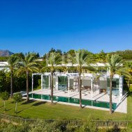 Resale - Villa -
Malaga - Casares