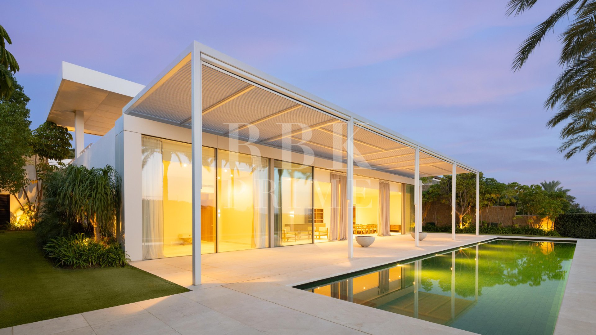 Resale - Villa -
Malaga - Casares