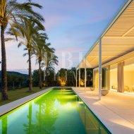 Resale - Villa -
Malaga - Casares
