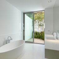 Resale - Villa -
Malaga - Casares