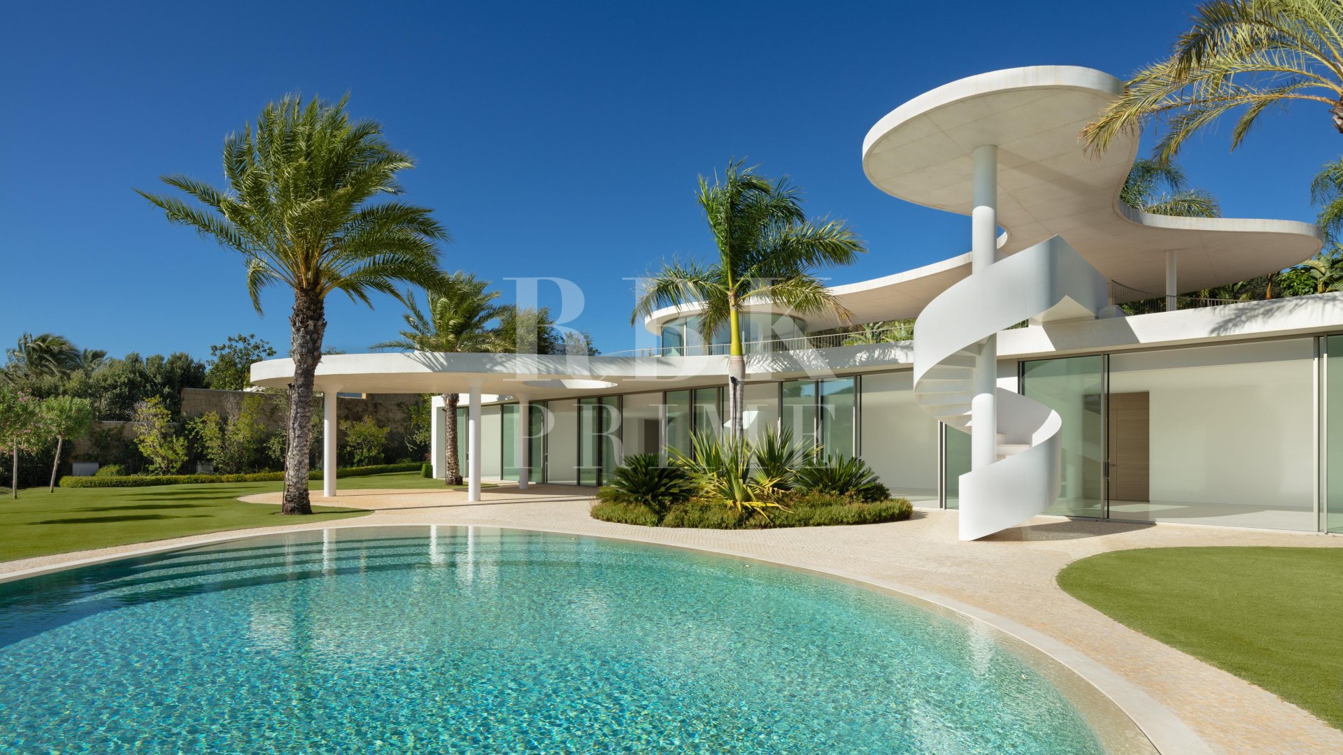 Resale - Villa -
Malaga - Casares
