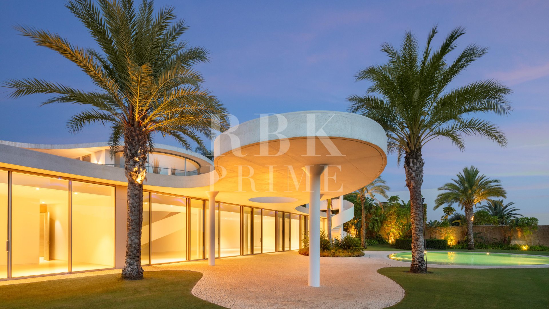 Resale - Villa -
Malaga - Casares