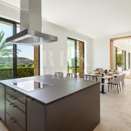 Resale - Villa -
Malaga - Casares