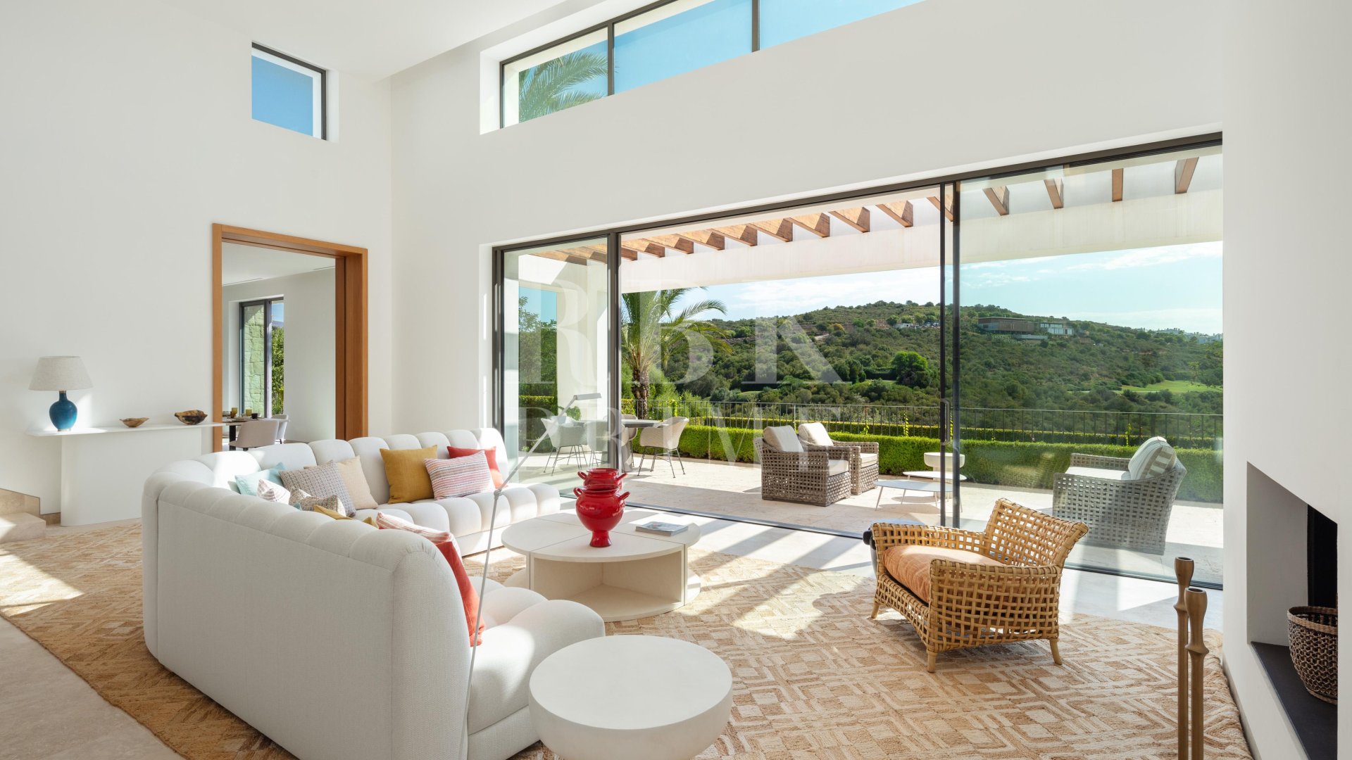 Resale - Villa -
Malaga - Casares