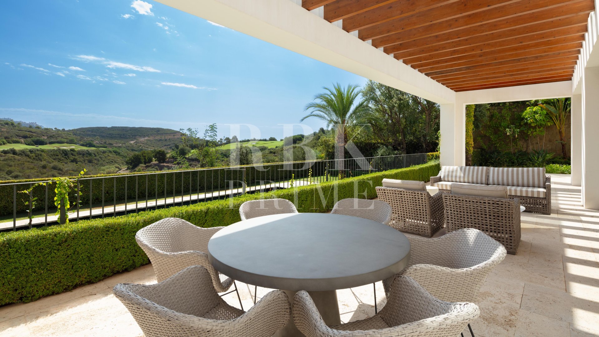 Resale - Villa -
Malaga - Casares