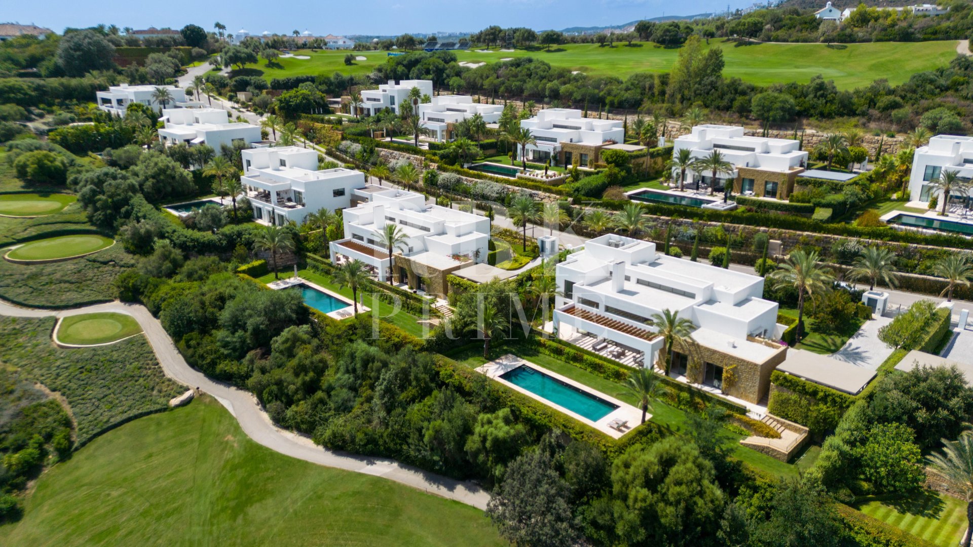Resale - Villa -
Malaga - Casares