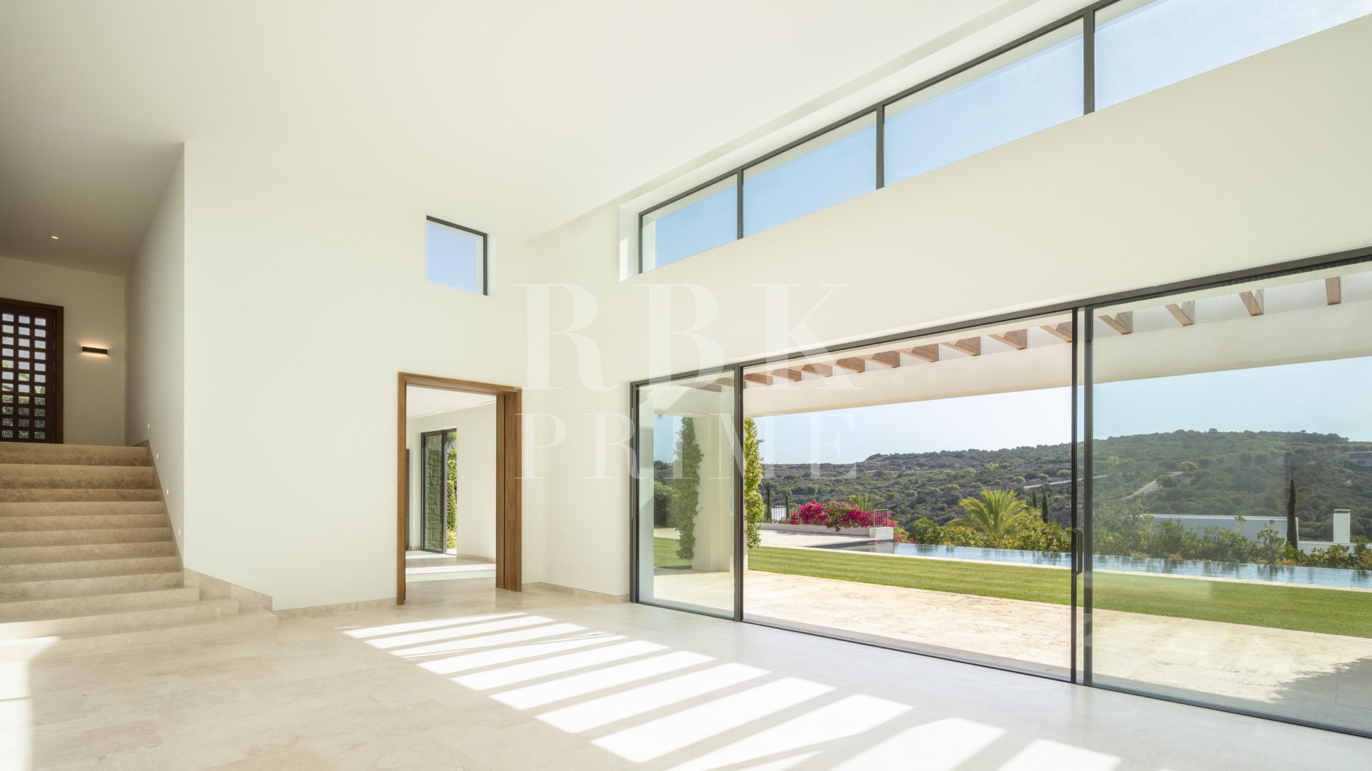 Resale - Villa -
Malaga - Casares