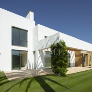 Resale - Villa -
Malaga - Casares