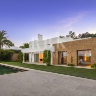 Resale - Villa -
Malaga - Casares