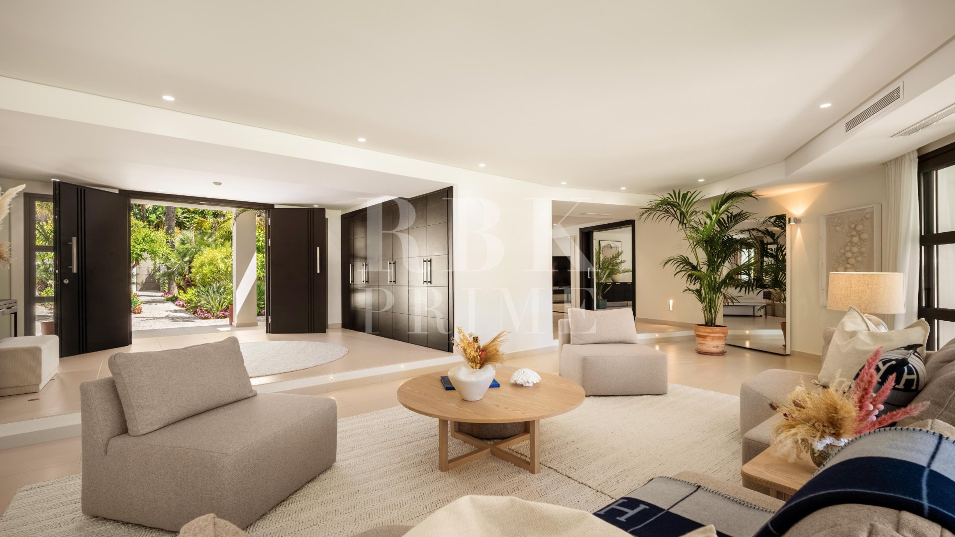 Resale - Villa -
Malaga - Málaga